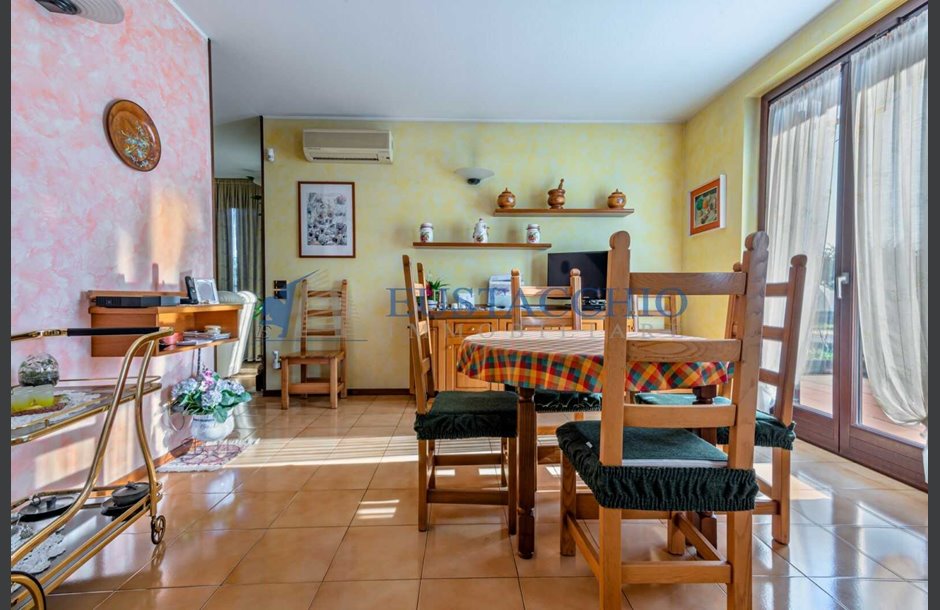 Vendita villa di testa con box doppio Treviolo - 315.000 € 3_tn