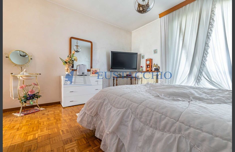 Vendita villa di testa con box doppio Treviolo - 315.000 € 10_tn