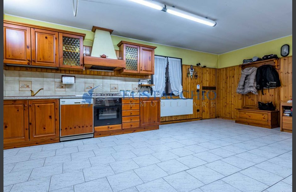Vendita villa di testa con box doppio Treviolo - 315.000 € _JCI2603_tn