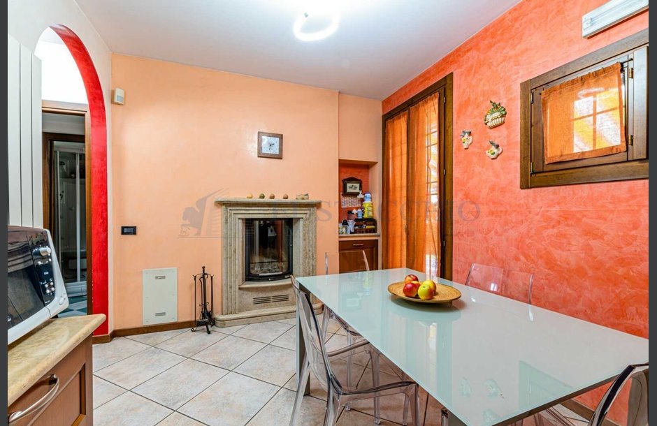 Vendita villa di testa con box doppio Orio al Serio - 315.000 € _JCI6174_tn
