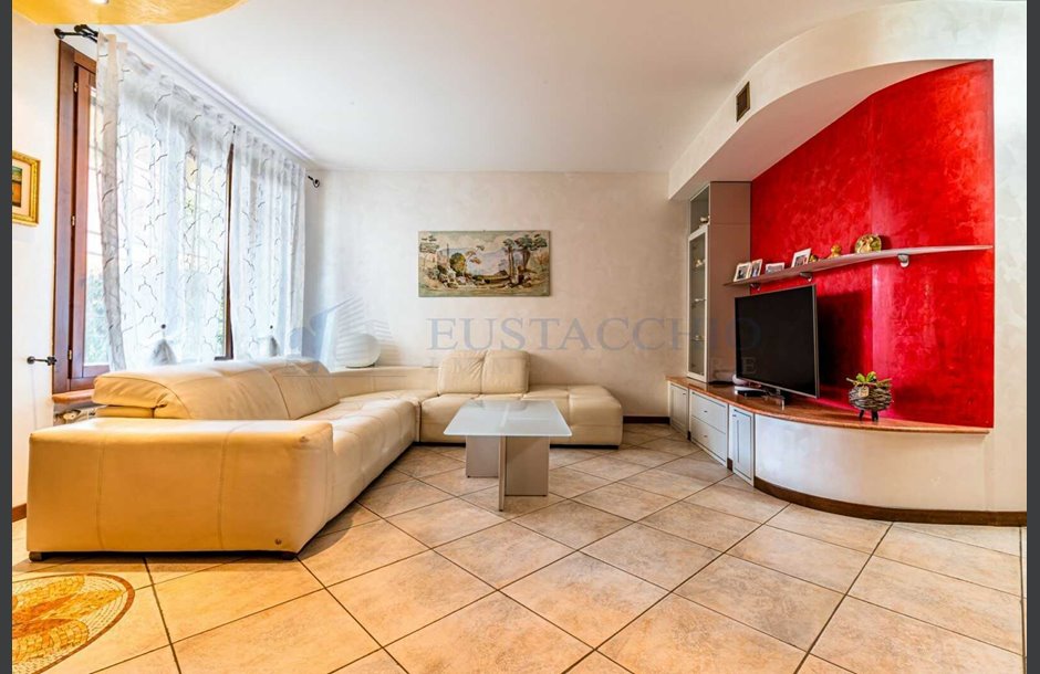 Vendita villa di testa con box doppio Orio al Serio - 315.000 € 1_tn-3