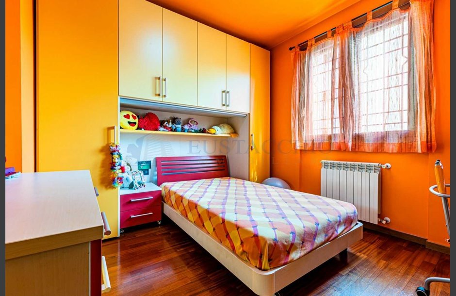 Vendita villa di testa con box doppio Orio al Serio - 315.000 € 6_tn-3