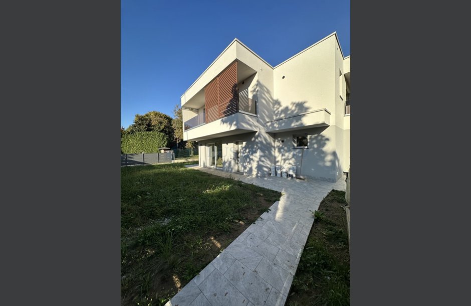 Nuovo sul mercato Nuova costruzione vendita villa cantiere Treviolo - 759.000 € IMG_7314_tn