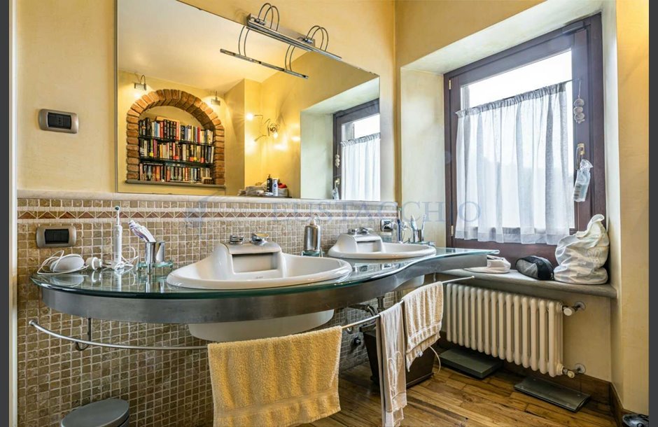 Vendita villa con box quadruplo ristrutturato Bergamo - trattativa riservata 10_tn-10