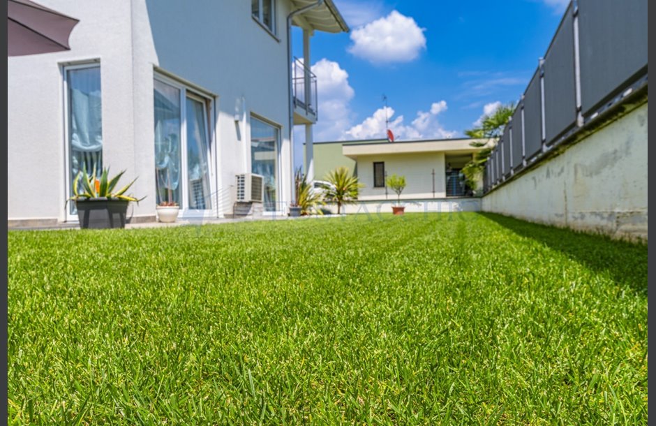 Vendita villa con box triplo Zanica - 599.000 € _JCI3949_tn