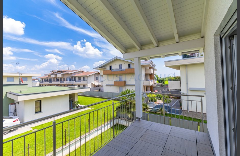 Vendita villa con box triplo Zanica - 599.000 € _JCI3891_tn