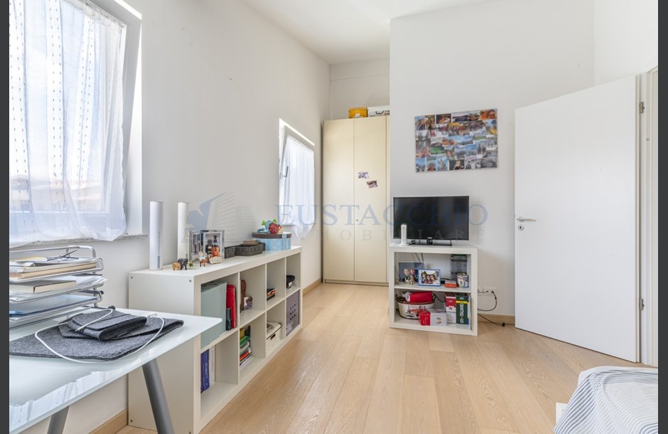 Vendita villa con box triplo Zanica - 599.000 € 3_tn-15