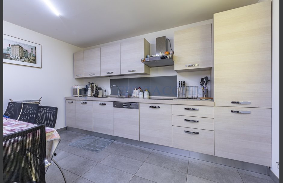 Vendita villa con box triplo Zanica - 599.000 € _JCI3926_tn