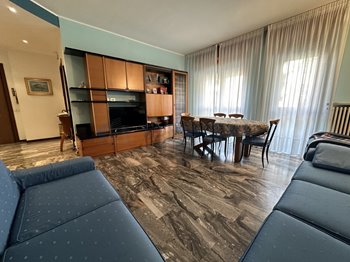 Vendita quadrilocale con box singolo ristrutturato Bergamo - 215.000 €