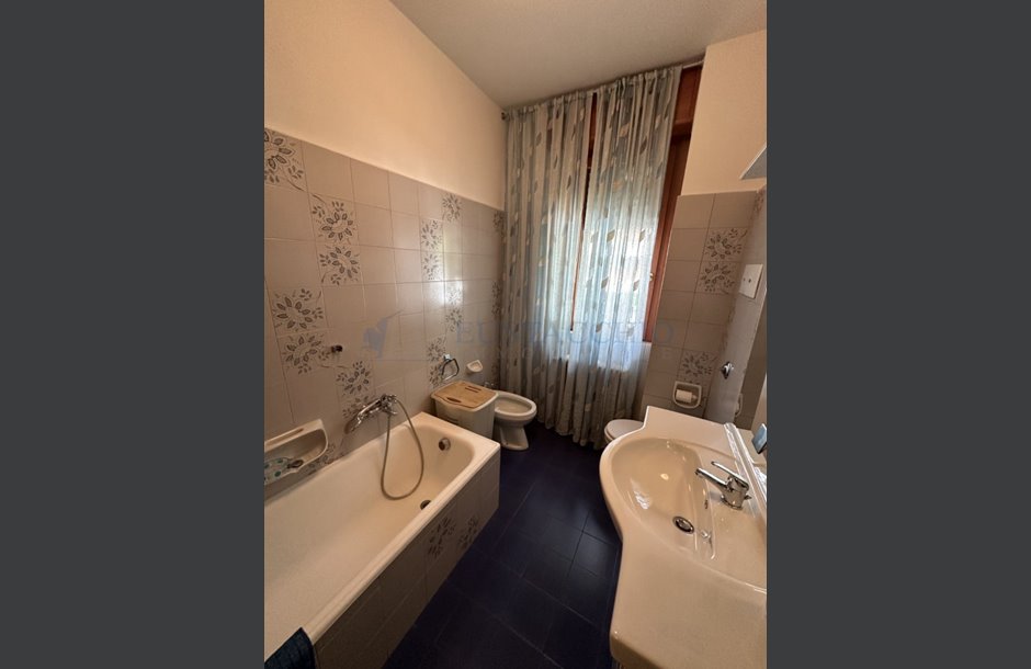 Vendita quadrilocale con box singolo ristrutturato Bergamo - 215.000 € IMG_5670_tn