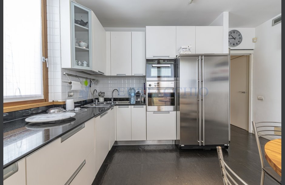 Vendita villa con box quadruplo Brembate di Sopra - 849.000 € _JCI2776_tn