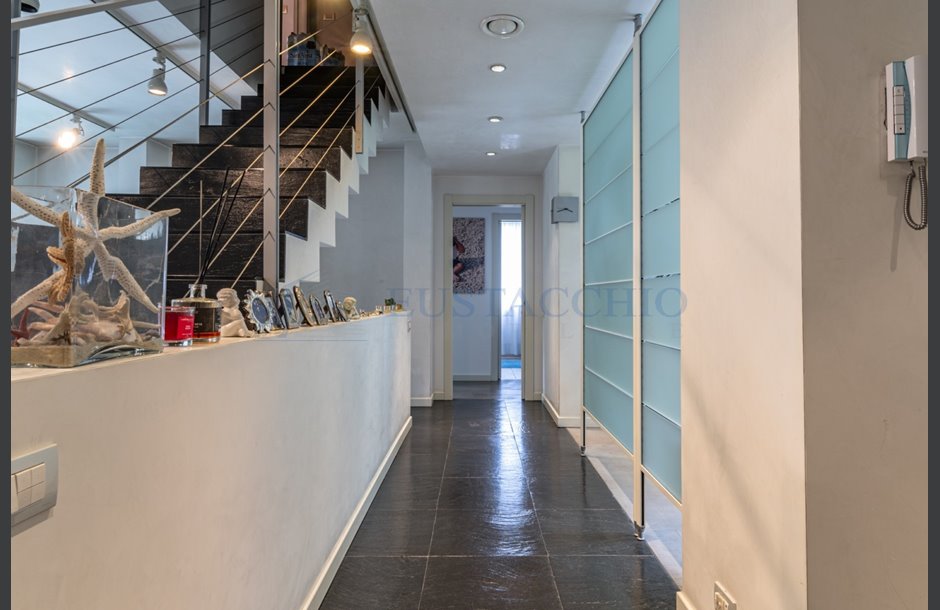 Vendita villa con box quadruplo Brembate di Sopra - 849.000 € _JCI2825_tn