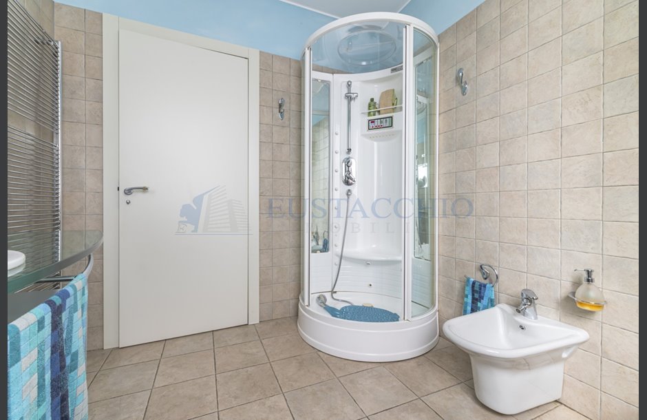 Vendita villa con box quadruplo Brembate di Sopra - 849.000 € _JCI2837_tn