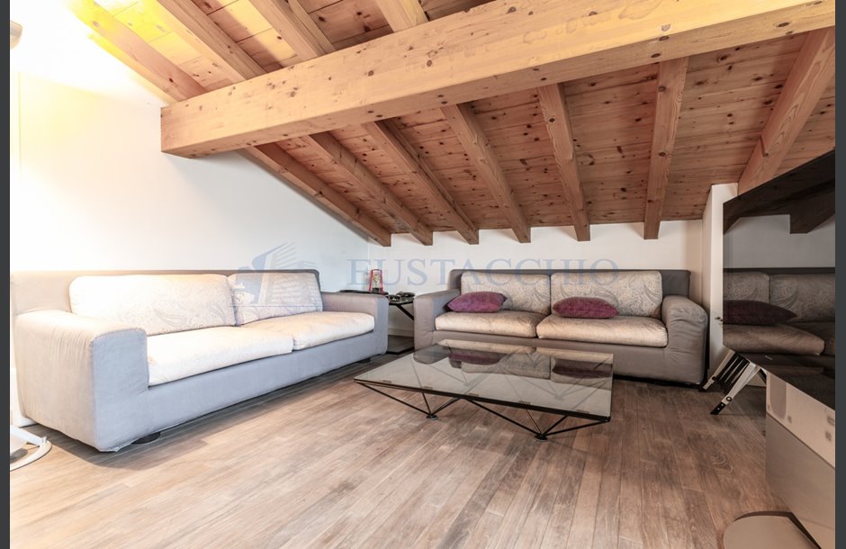 Vendita villa con box quadruplo Brembate di Sopra - 849.000 € _JCI2854_tn