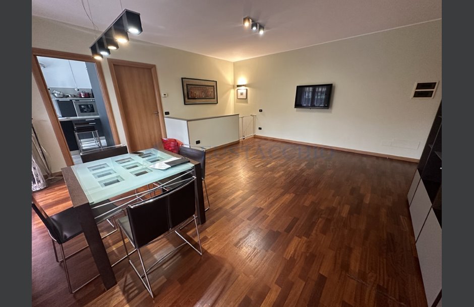 Vendita bilocale con box doppio Curno - 300.000 € IMG_6886_tn