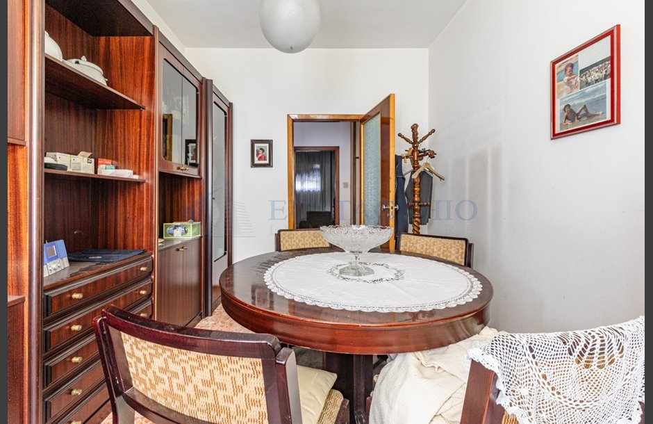 Vendita palazzina con box doppio da ristrutturare Lovere - 350.000 € _JCI5762_tn