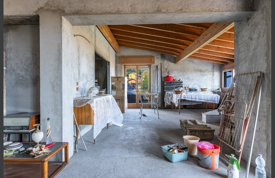 Vendita palazzina con box doppio da ristrutturare Lovere - 350.000 € 1_tn-29